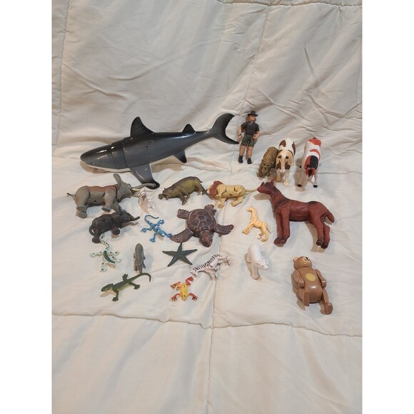 Animal Figure Toy Lot - Picture 1 of 1